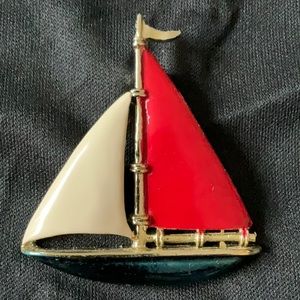 GERRY, Red,White & Blue Sailboat Brooch, Gorgeous Pin🔥🔥🔥🔥♥️
